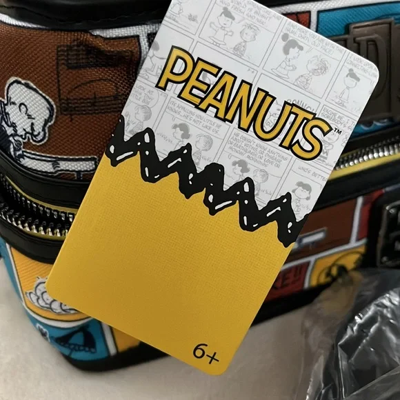 Funko Peanuts Lunch/Cooler Bag - Picture 8 of 9